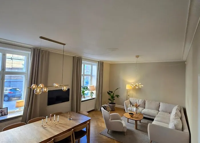 Luxurious In Embassy District Osterbro Apartamento